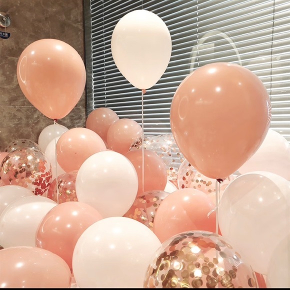 NWT - Pink and White Balloon Set - Picture 1 of 2